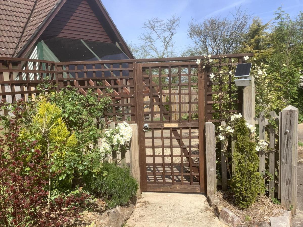 The Forge Villa Winscombe Exterior photo