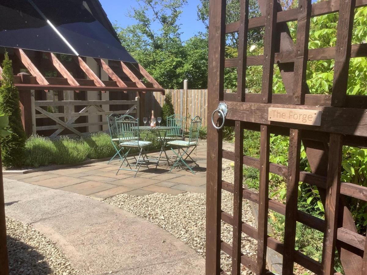 The Forge Villa Winscombe Exterior photo